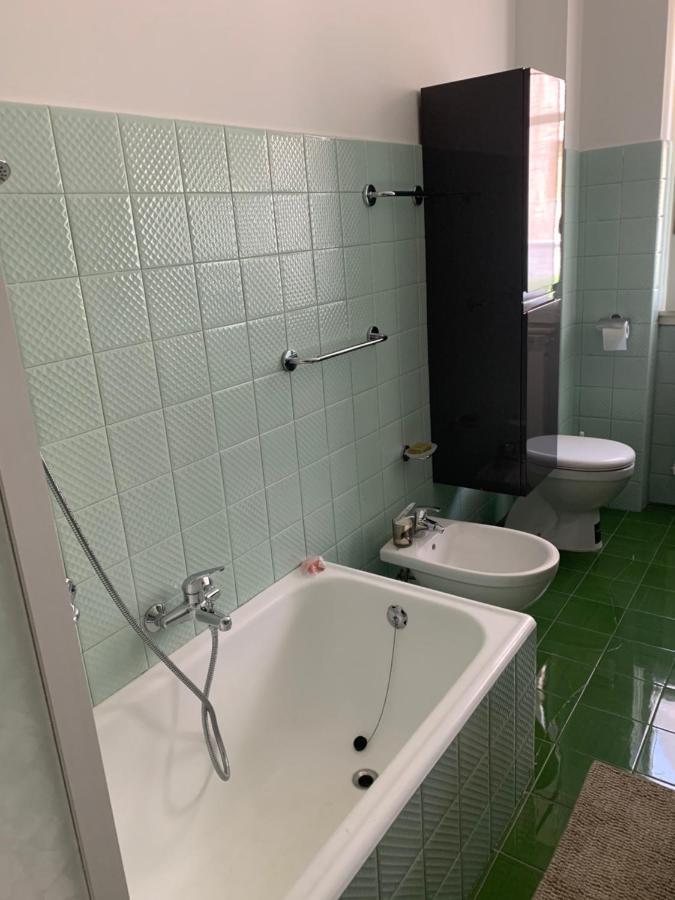Appartamento Sandro By Portofinovacanze Rapallo Bagian luar foto