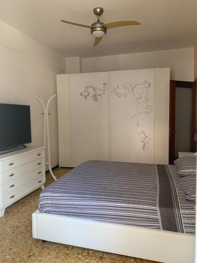 Appartamento Sandro By Portofinovacanze Rapallo Bagian luar foto