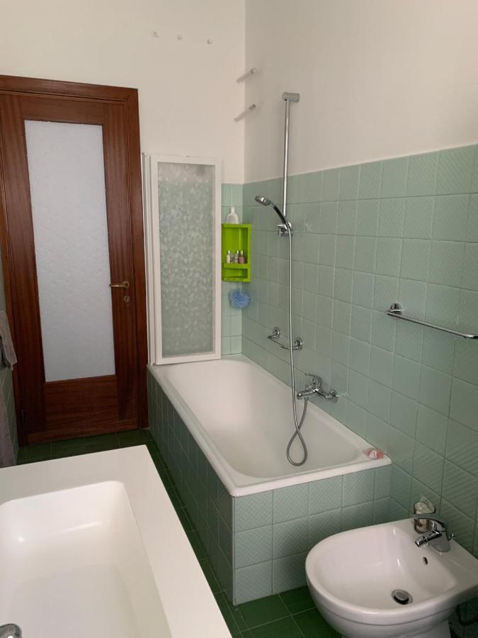 Appartamento Sandro By Portofinovacanze Rapallo Bagian luar foto